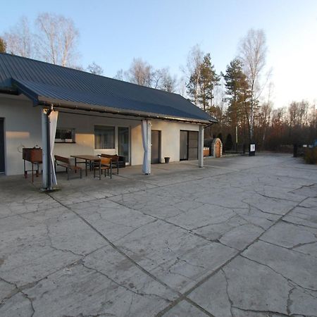 Villa Letnia Oaza "Forsycja" Sobienie Jeziory Exterior foto